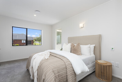 Villa with single garage