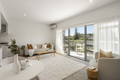 Sunny 1 bedroom apartment